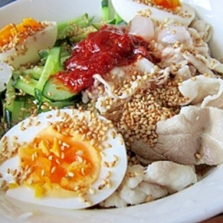 素を使って☆ビビン麺